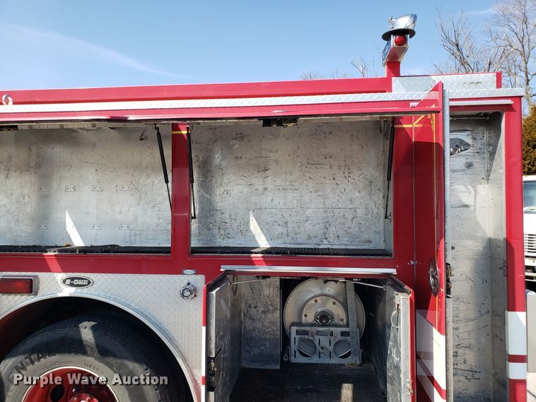 image for item GO9292 1995 E-one fire truck