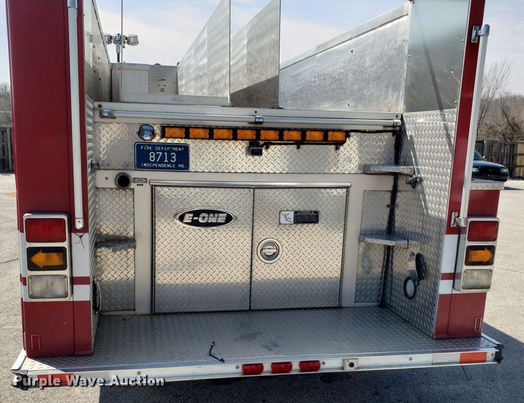 image for item GO9292 1995 E-one fire truck