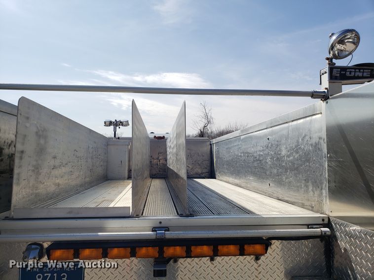 image for item GO9292 1995 E-one fire truck