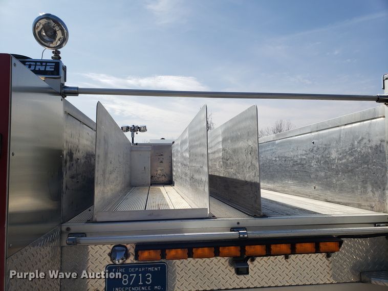 image for item GO9292 1995 E-one fire truck