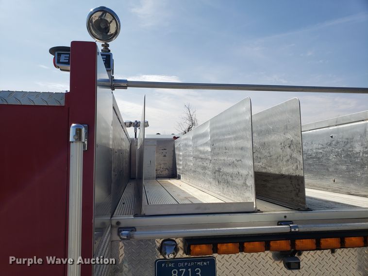 image for item GO9292 1995 E-one fire truck