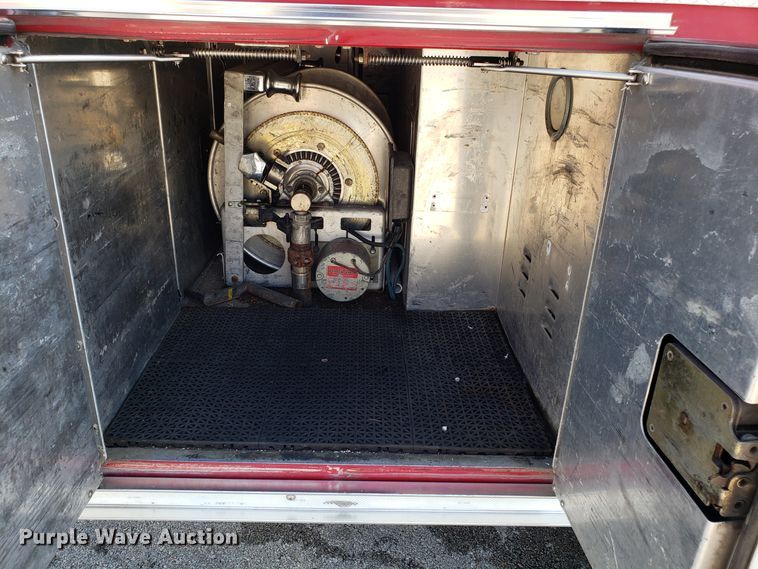 image for item GO9292 1995 E-one fire truck