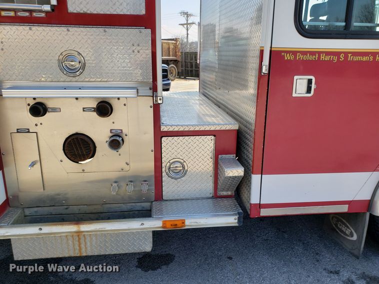 image for item GO9292 1995 E-one fire truck