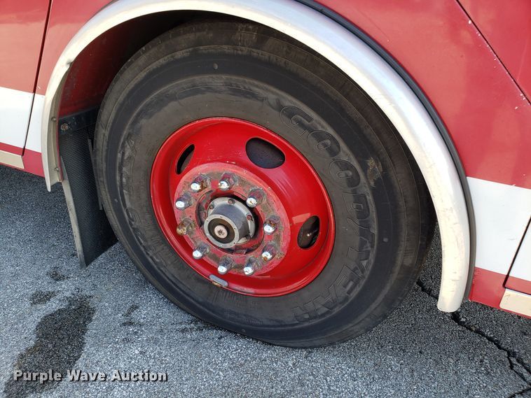 image for item GO9292 1995 E-one fire truck