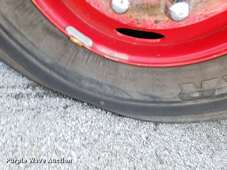 image for item GO9292 1995 E-one fire truck