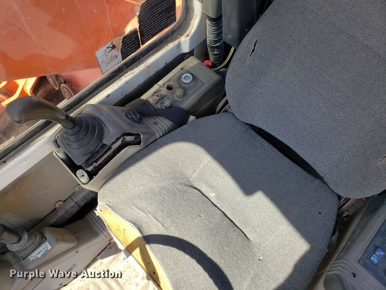 image for item GO9294 1999 Daewoo Solar 170W-III rubber tired excavator