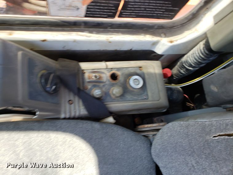 image for item GO9294 1999 Daewoo Solar 170W-III rubber tired excavator