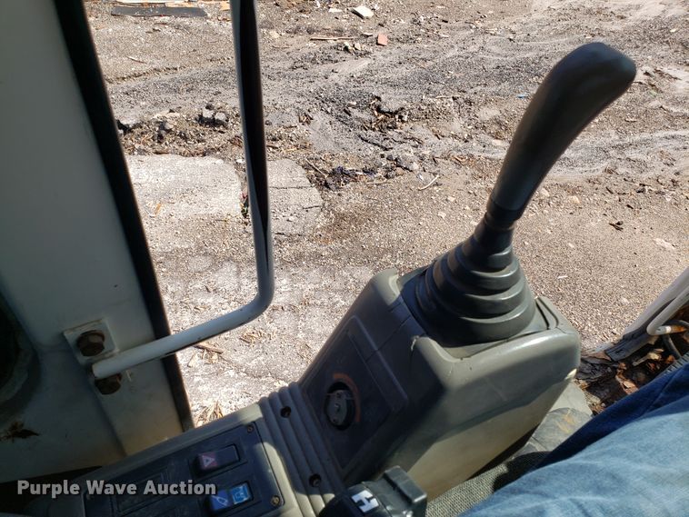 image for item GO9294 1999 Daewoo Solar 170W-III rubber tired excavator