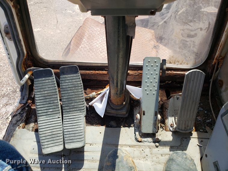 image for item GO9294 1999 Daewoo Solar 170W-III rubber tired excavator