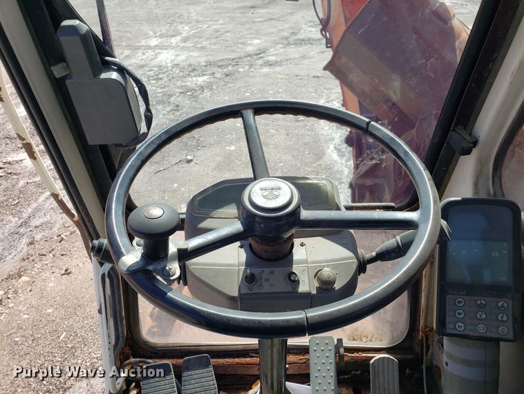 image for item GO9294 1999 Daewoo Solar 170W-III rubber tired excavator