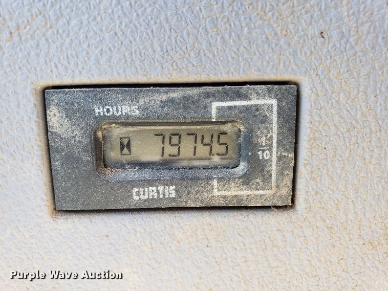 image for item GO9294 1999 Daewoo Solar 170W-III rubber tired excavator