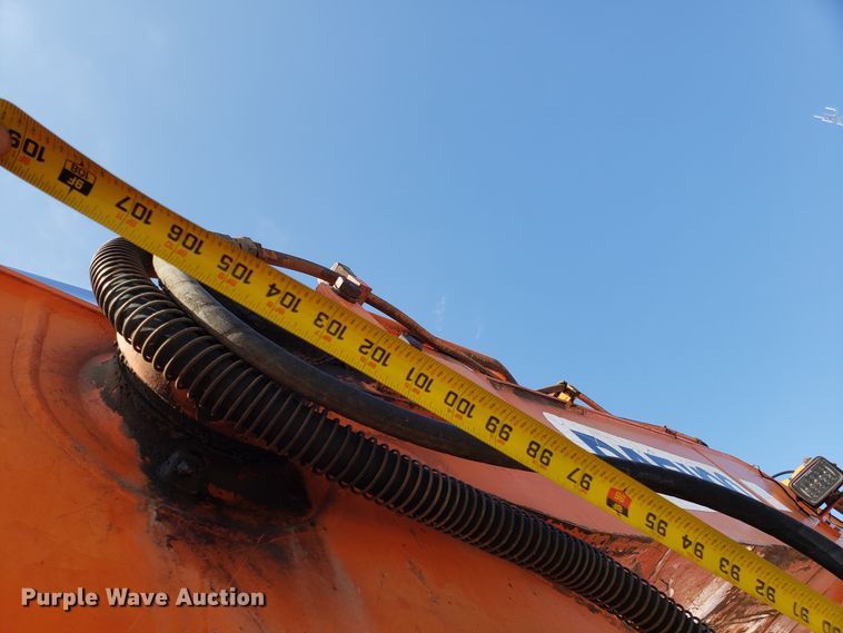 image for item GO9294 1999 Daewoo Solar 170W-III rubber tired excavator