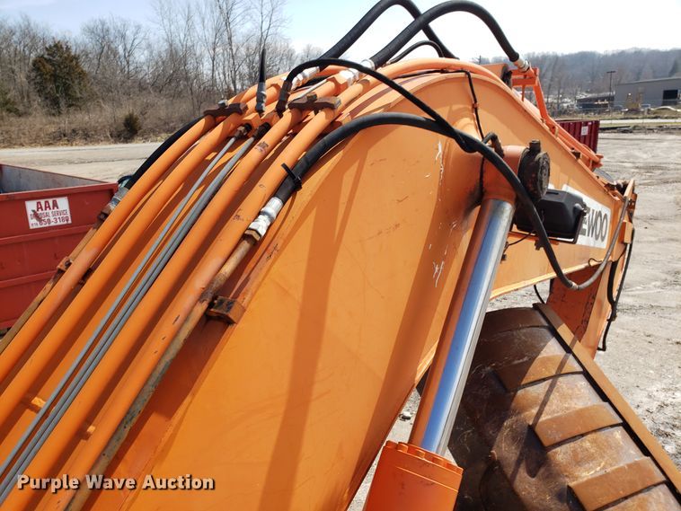 image for item GO9294 1999 Daewoo Solar 170W-III rubber tired excavator