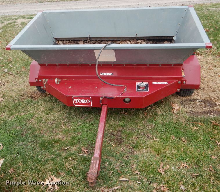 image for item GO9540 Toro Top Dresser 2300 spreader
