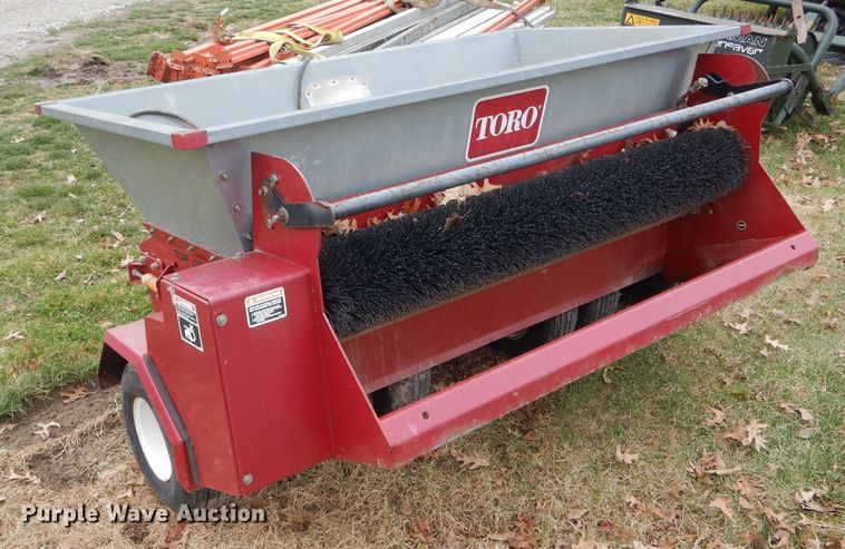 image for item GO9540 Toro Top Dresser 2300 spreader