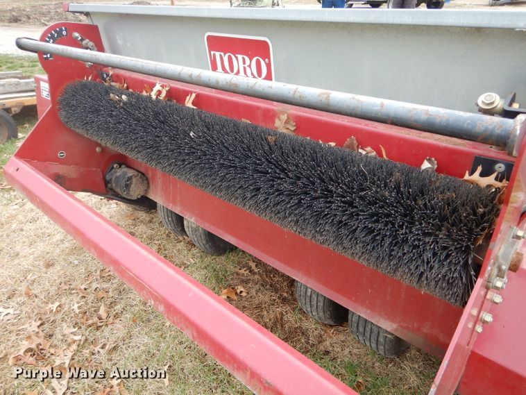 image for item GO9540 Toro Top Dresser 2300 spreader
