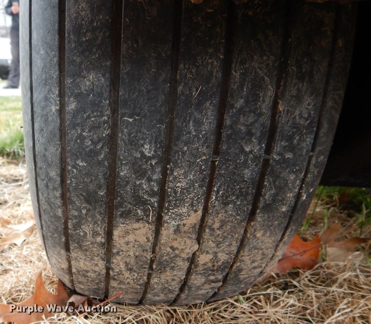 image for item GO9540 Toro Top Dresser 2300 spreader