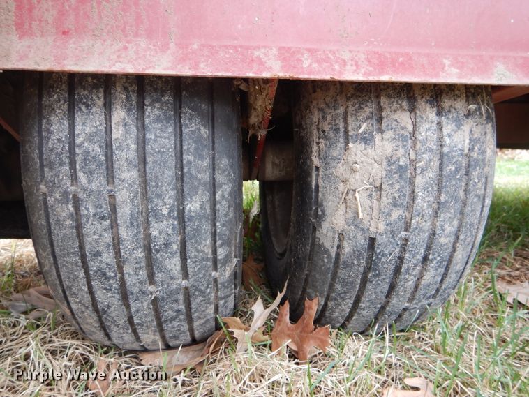 image for item GO9540 Toro Top Dresser 2300 spreader