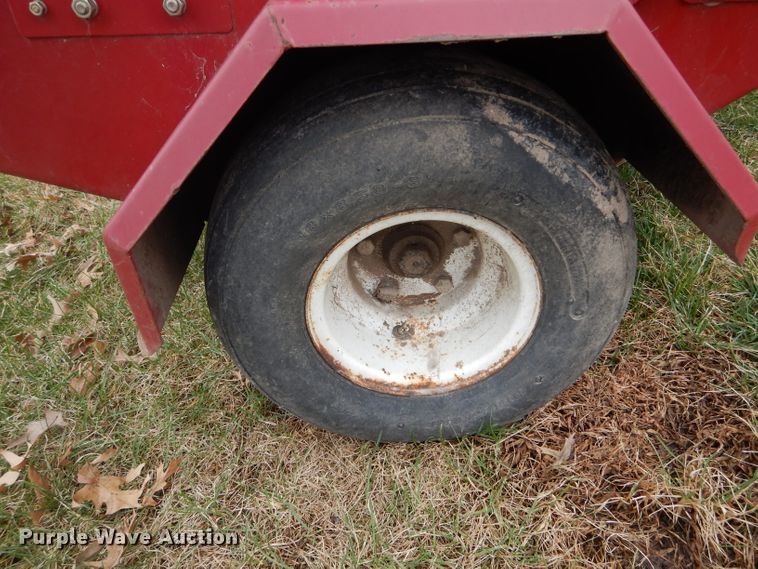 image for item GO9540 Toro Top Dresser 2300 spreader