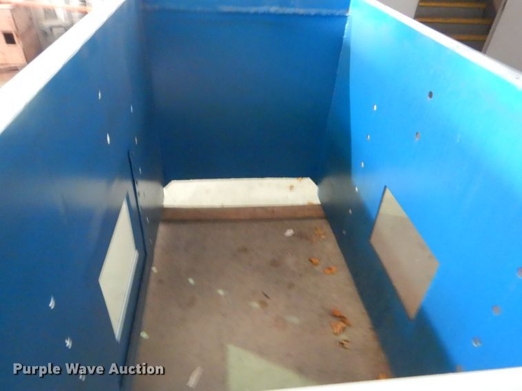 image for item GO9546 American cardboard baler fluffer