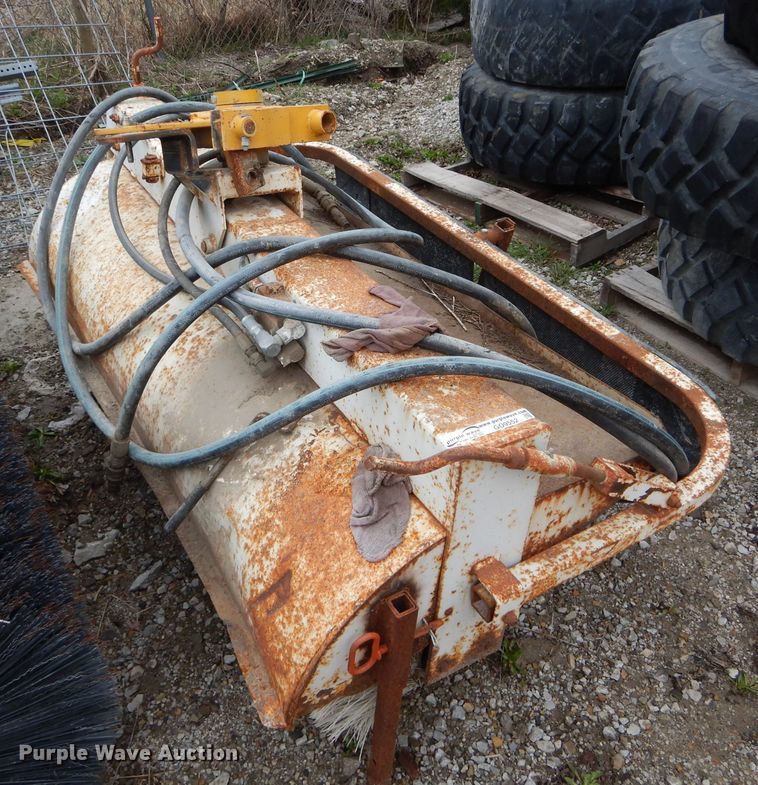 image for item GO9552 5'W broom