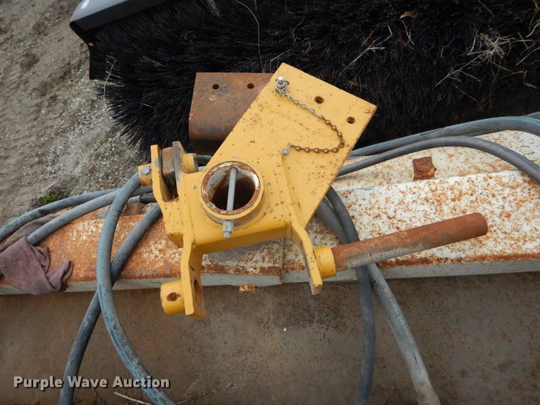 image for item GO9552 5'W broom