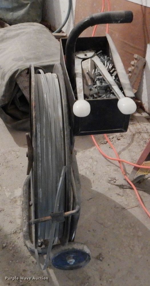 image for item GO9553 Banding equipment