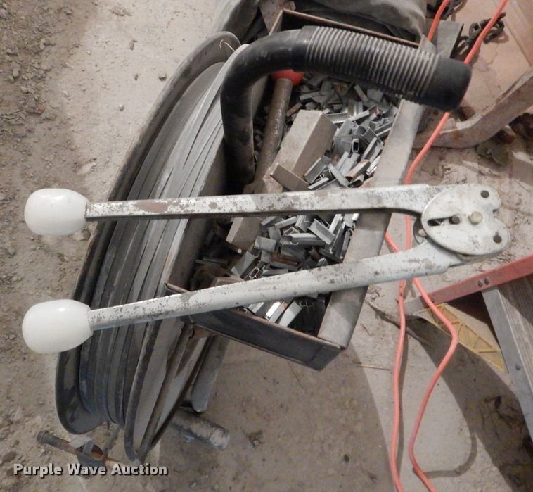 image for item GO9553 Banding equipment