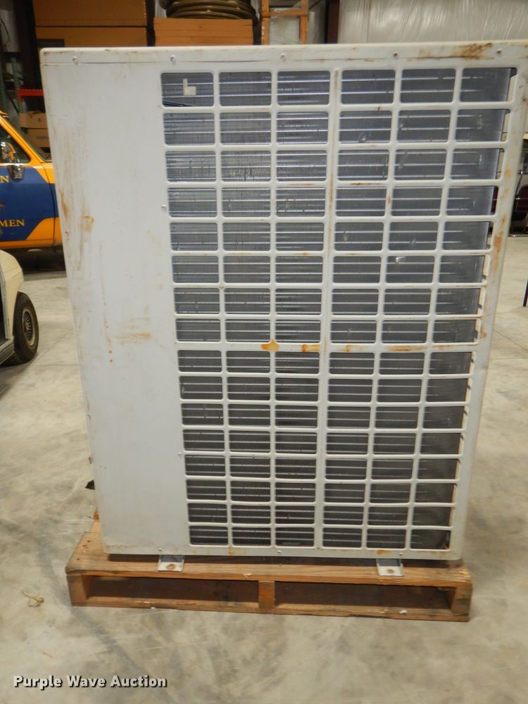 image for item GO9983 Split type air conditioners