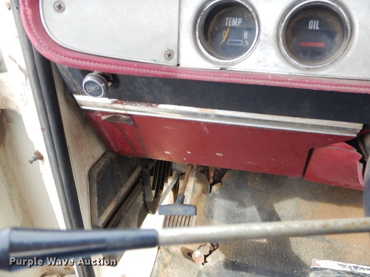 image for item GO9987 1980 Dodge Custom 150  pickup truck