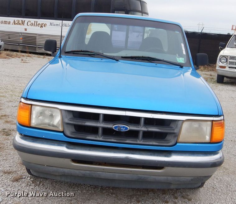 image for item GO9988 1993 Ford Ranger  pickup truck