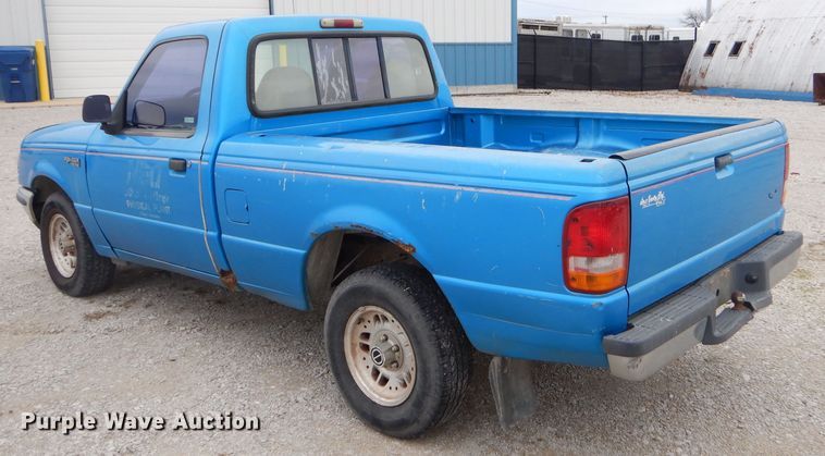 image for item GO9988 1993 Ford Ranger  pickup truck