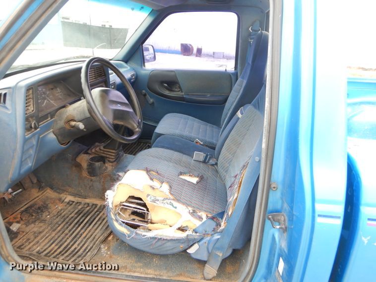 image for item GO9988 1993 Ford Ranger  pickup truck