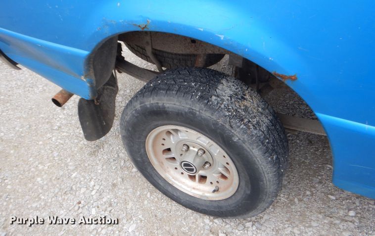 image for item GO9988 1993 Ford Ranger  pickup truck