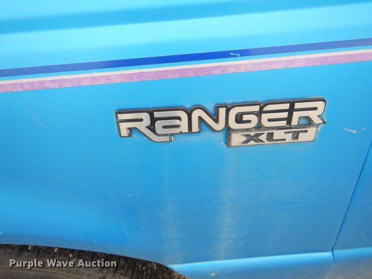 image for item GO9988 1993 Ford Ranger  pickup truck