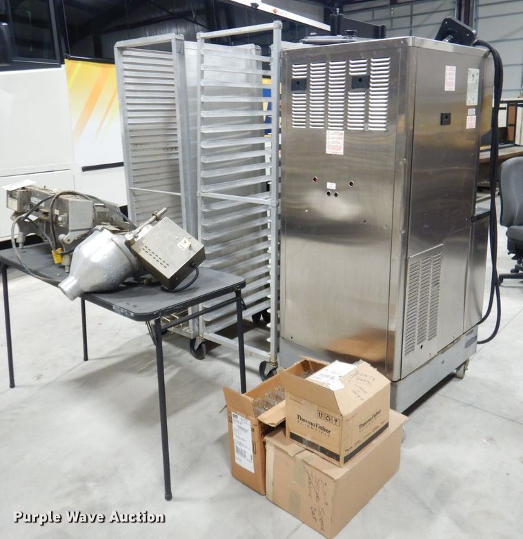 image for item GO9993 Restaurant supplies and equipment