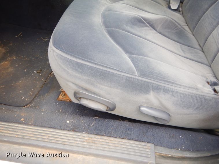 image for item GP9013 2000 Ford Crown Victoria