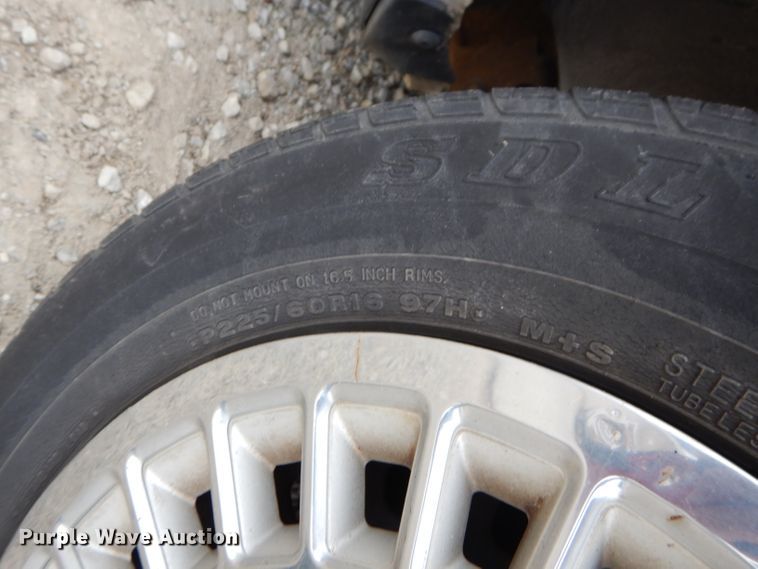 image for item GP9013 2000 Ford Crown Victoria