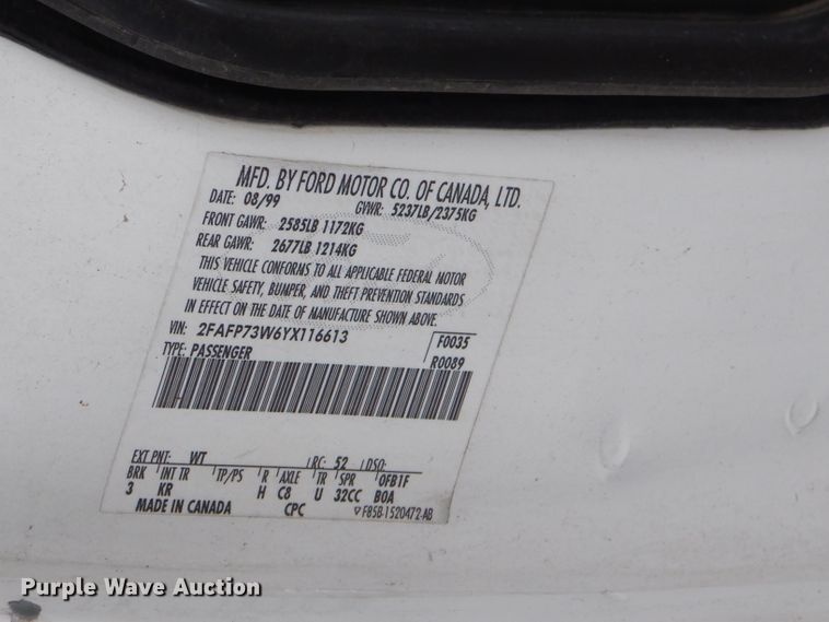 image for item GP9013 2000 Ford Crown Victoria