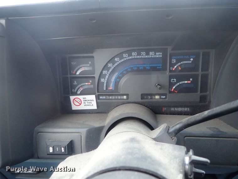 image for item GQ9983 1992 Chevrolet Astro van