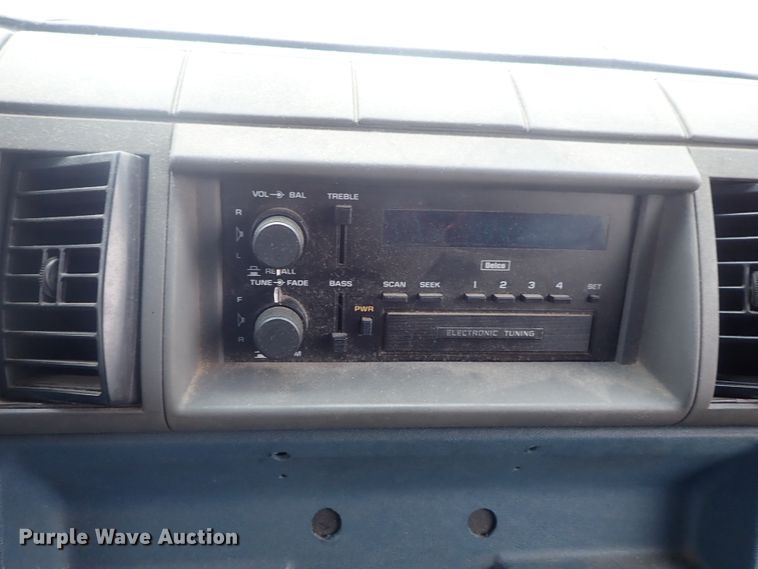 image for item GQ9983 1992 Chevrolet Astro van