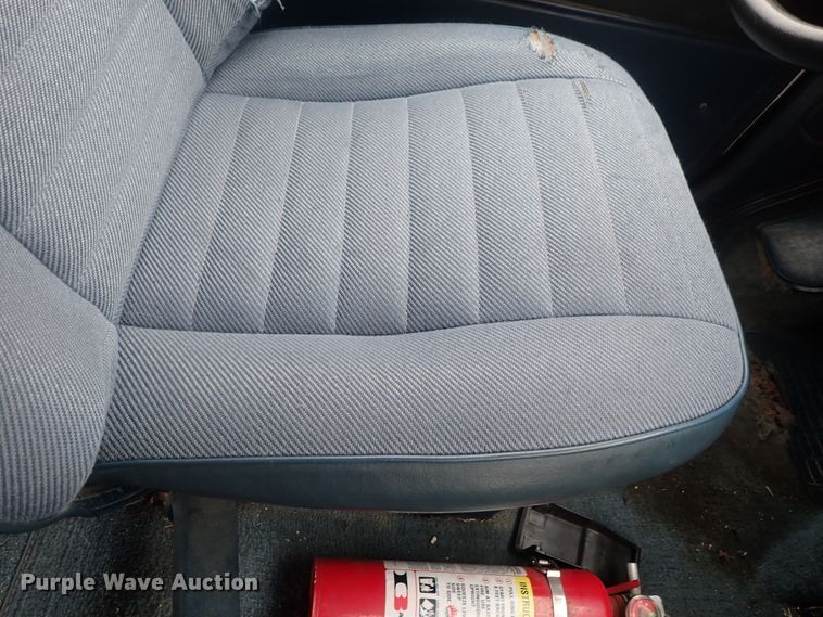 image for item GQ9983 1992 Chevrolet Astro van