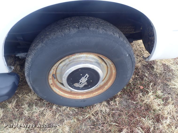 image for item GQ9983 1992 Chevrolet Astro van