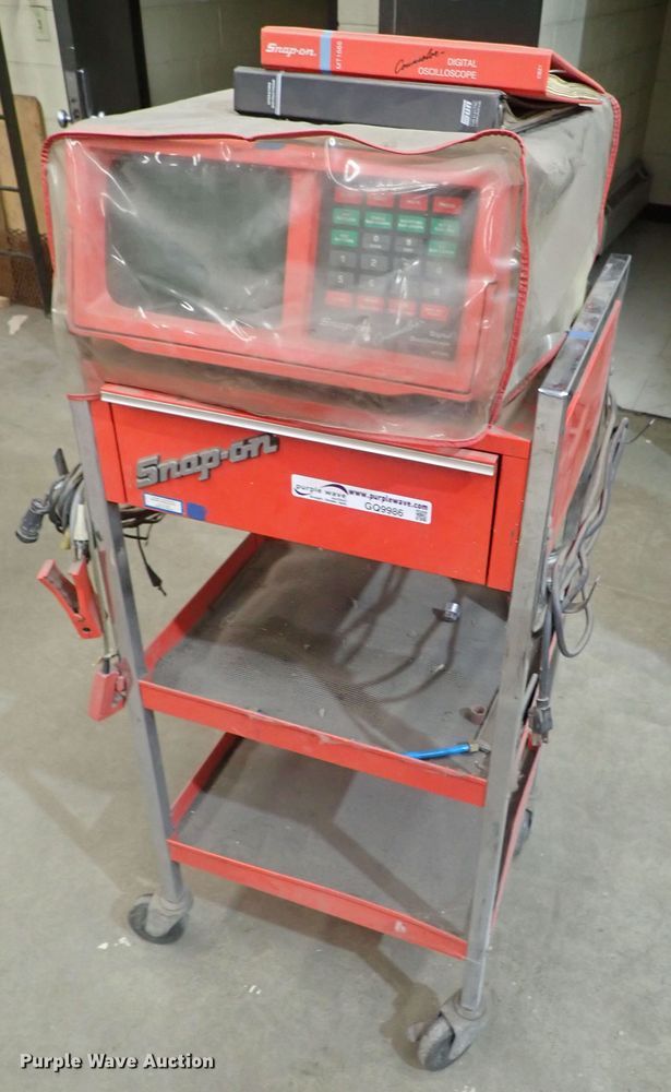 image for item GQ9986 Snap-on oscilloscope