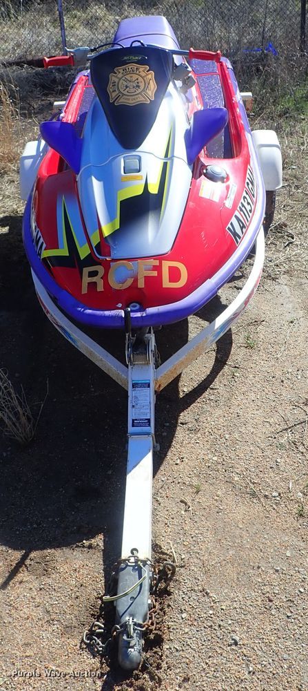 image for item GR9027 1996 Kawasaki 1100ZXI personal watercraft