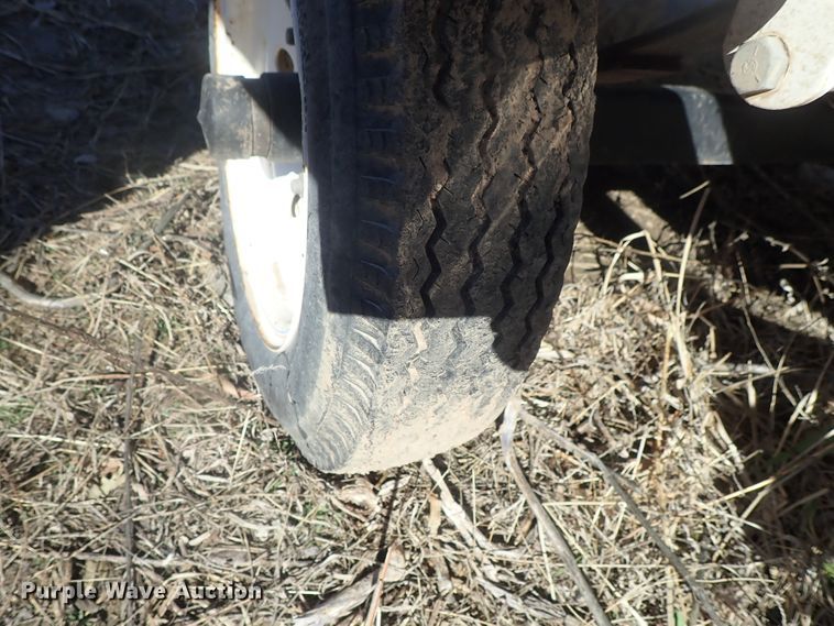 image for item GR9027 1996 Kawasaki 1100ZXI personal watercraft