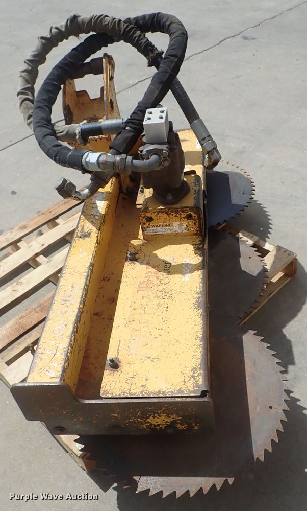 image for item GR9033 Buzz Bar side boom limb cutter