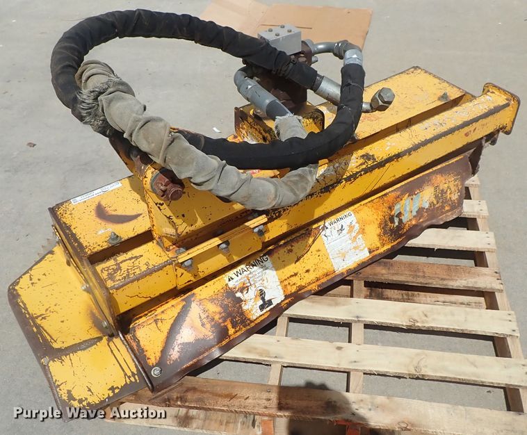 image for item GR9033 Buzz Bar side boom limb cutter