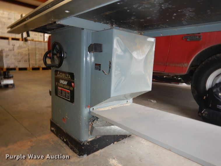 image for item GX9969 Delta table saw
