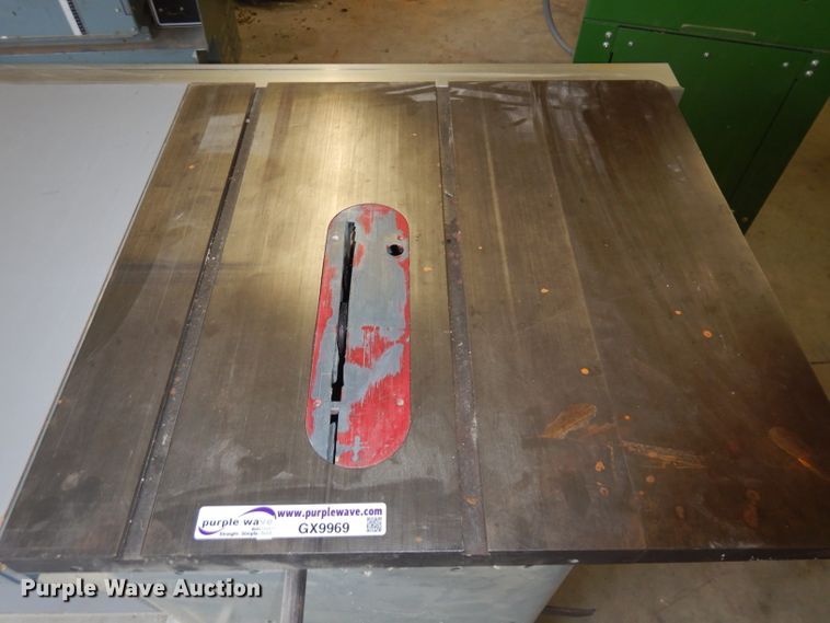 image for item GX9969 Delta table saw